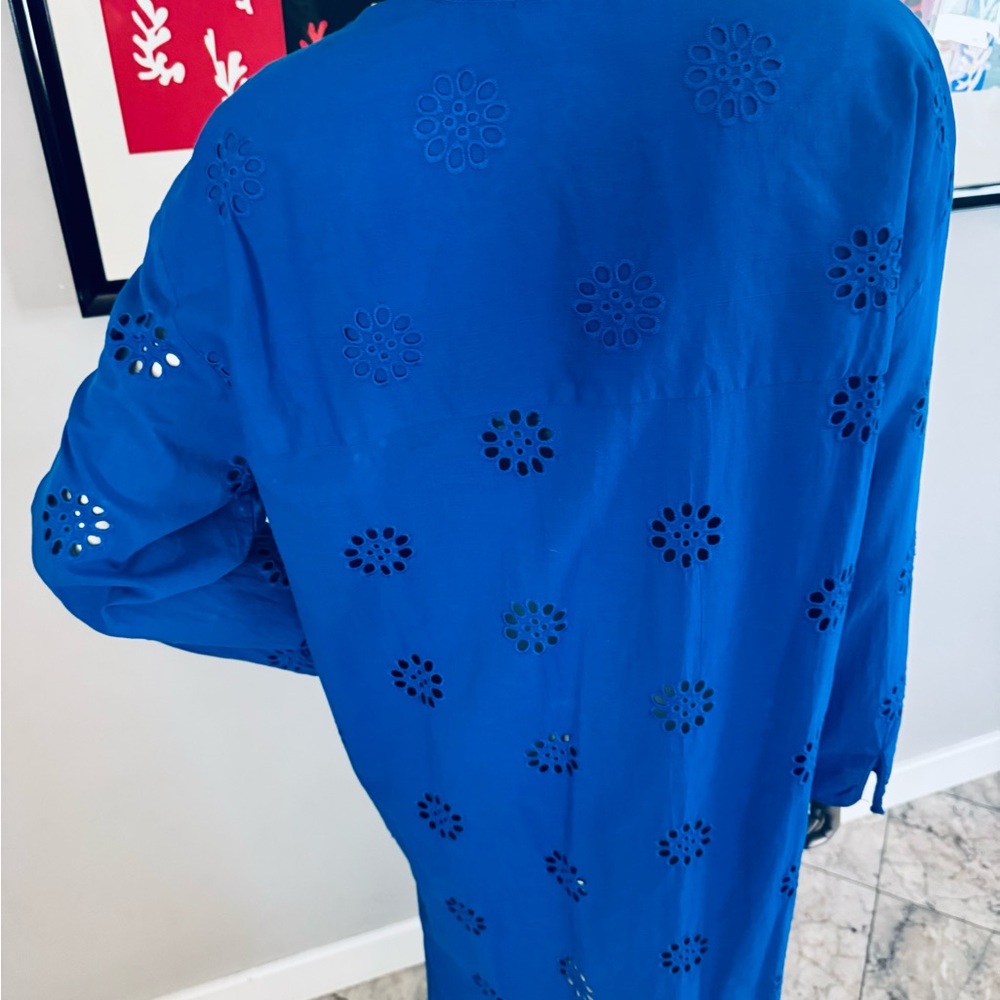Zara of Paris / Vibrant Blue Eyelet Button-Up Dress or Duster - Picture 12 of 14